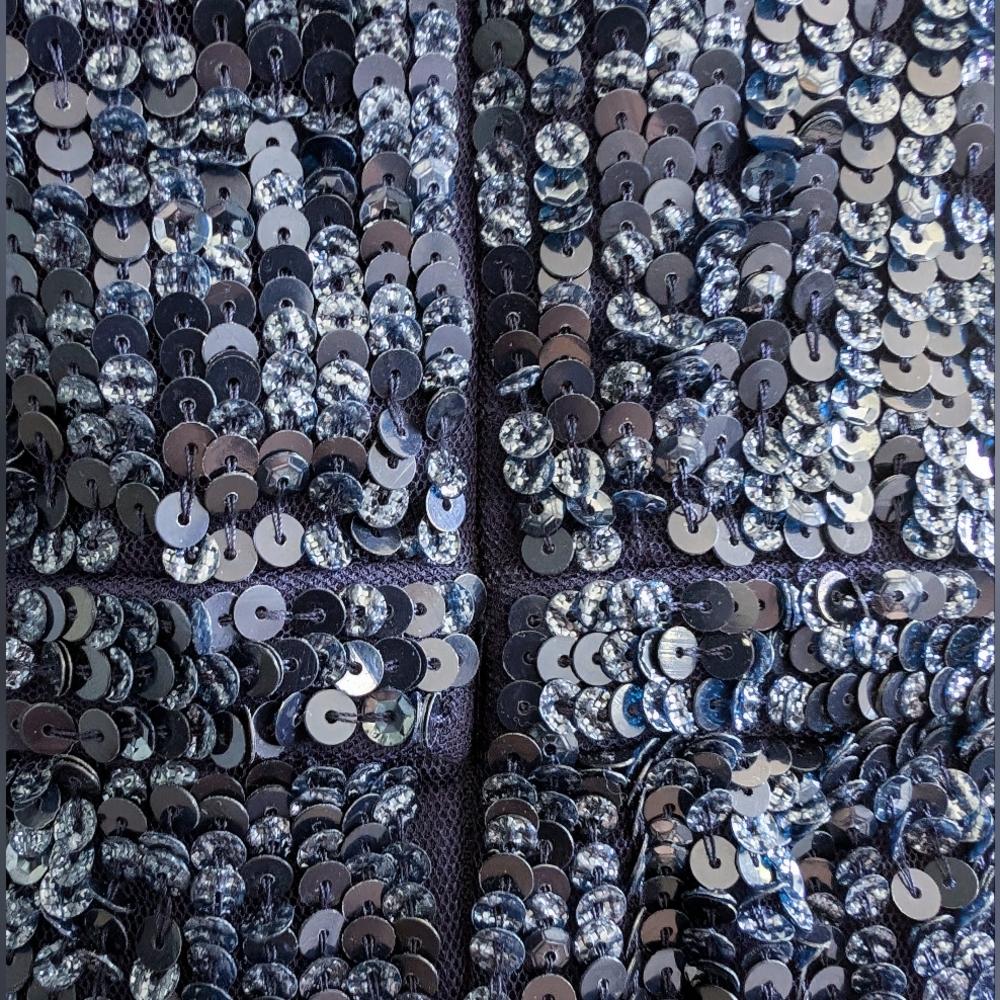 Like new Sz 10 Mac Dugal Sequined V Neck Short Sleeve Midi Dress - Picture 11 of 17